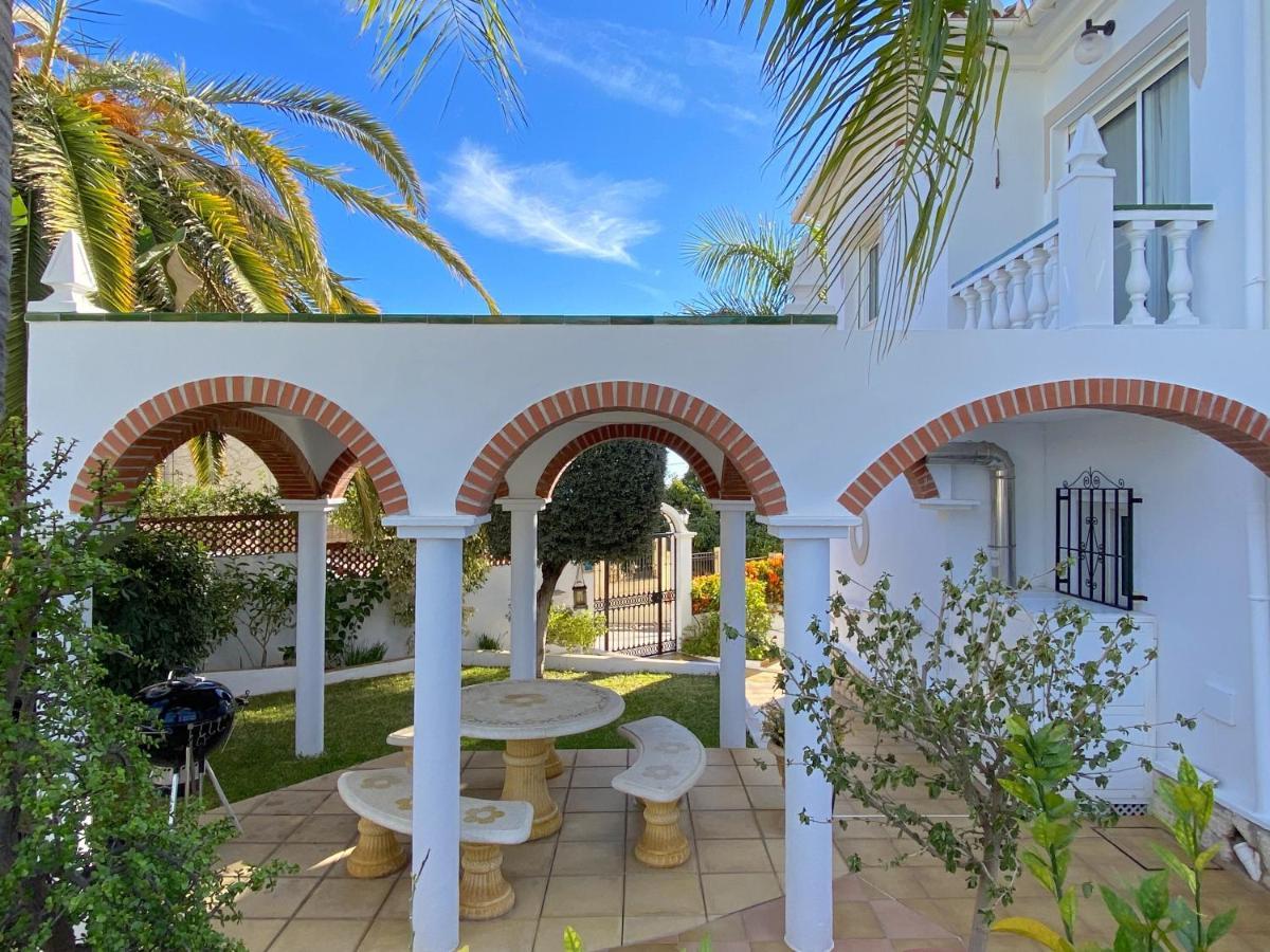 Villa Sandra Al Fresco Apartment Nerja Exterior photo